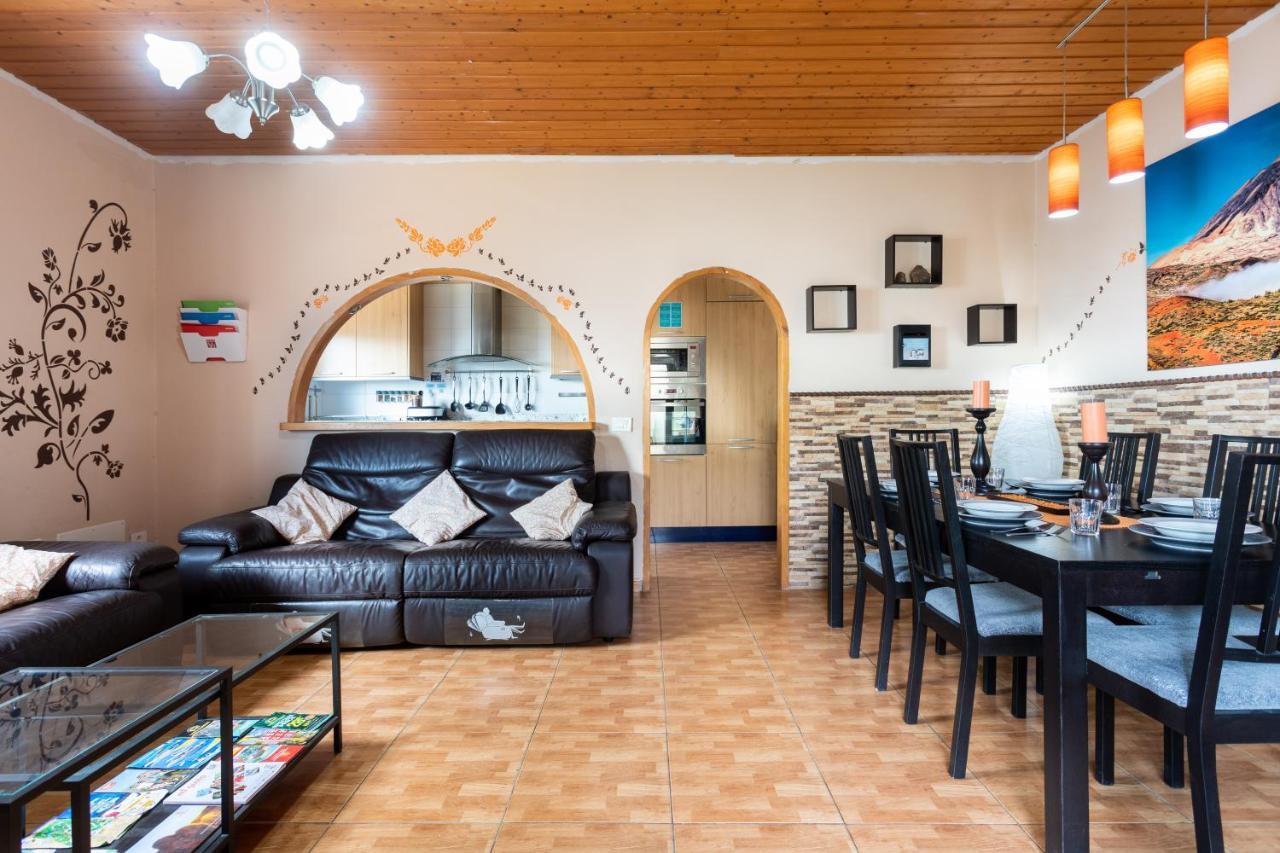 Villa Blanca Tenerife - Private Rooms - Terrace And Bbq, 5 Minutes From The Beach And Airport San Isidro  Kültér fotó