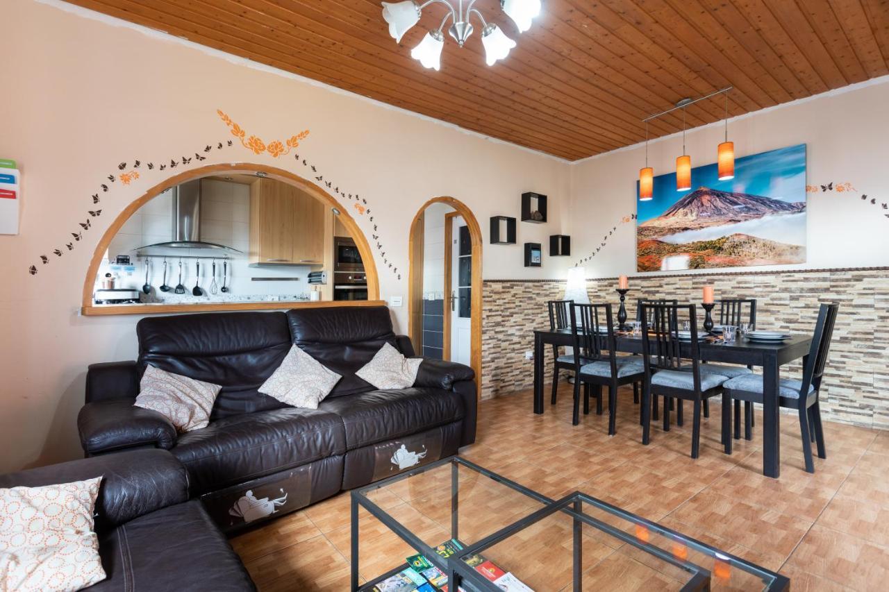 Villa Blanca Tenerife - Private Rooms - Terrace And Bbq, 5 Minutes From The Beach And Airport San Isidro  Kültér fotó
