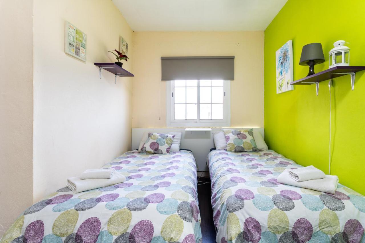 Villa Blanca Tenerife - Private Rooms - Terrace And Bbq, 5 Minutes From The Beach And Airport San Isidro  Kültér fotó