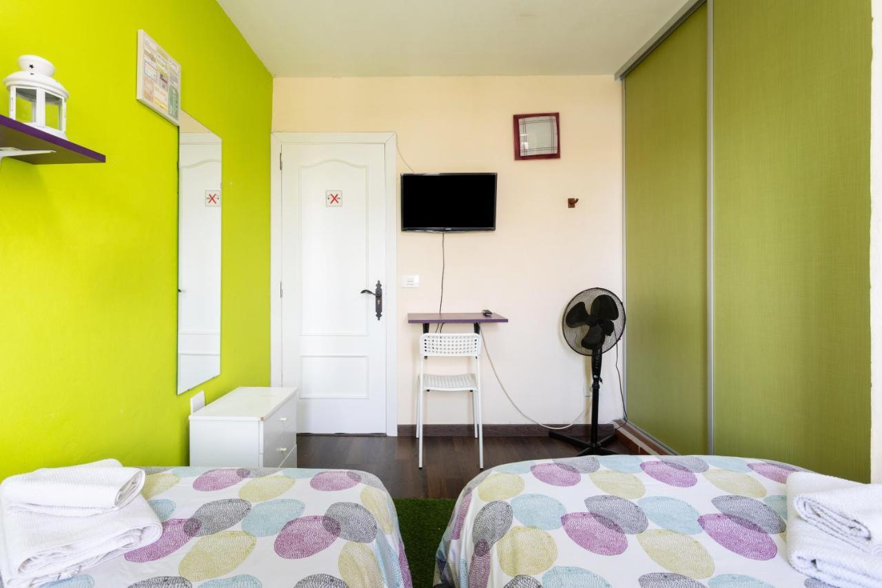 Villa Blanca Tenerife - Private Rooms - Terrace And Bbq, 5 Minutes From The Beach And Airport San Isidro  Kültér fotó